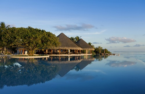Mudhdhoo Hotel | Dusit Thani Maldives