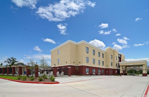 Bryan Hotel | Quality Inn & Suites Bryan