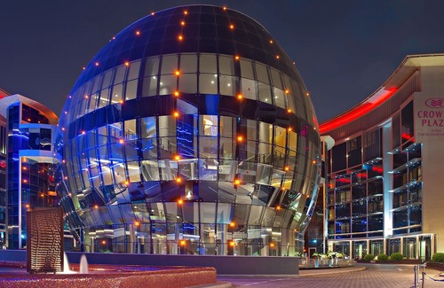 Doha Hotel | Crowne Plaza Doha - The Business Park, an IHG Hotel