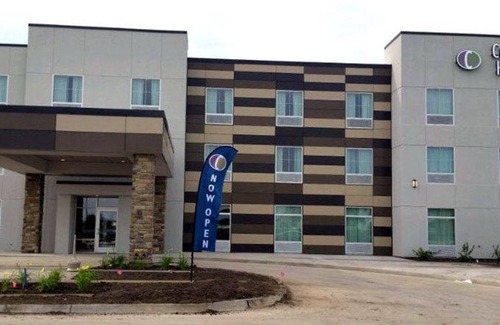 Jefferson Hotel | Cobblestone Hotel & Suites - Jefferson