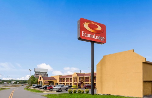 McAlester Hotel | Econo Lodge McAlester