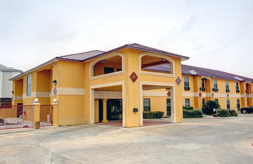 Bastrop Hotel | Quality Inn Bastrop