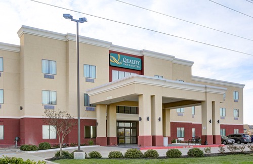 Bryan Hotel | Quality Inn & Suites Bryan