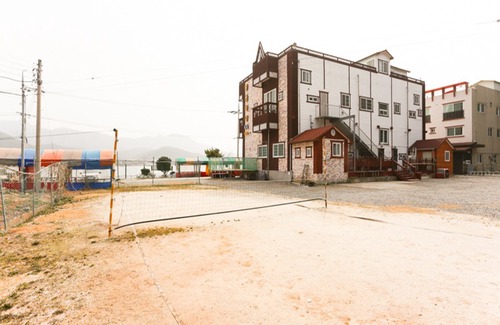 Yongnam-myeon Hotel | Tongyeong Hwanggeumbada Pension