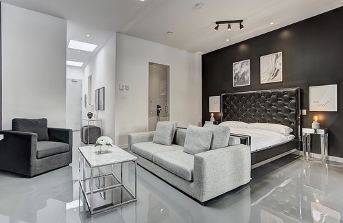 Pointe-Saint-Charles Hotel | Les Lofts du Centre