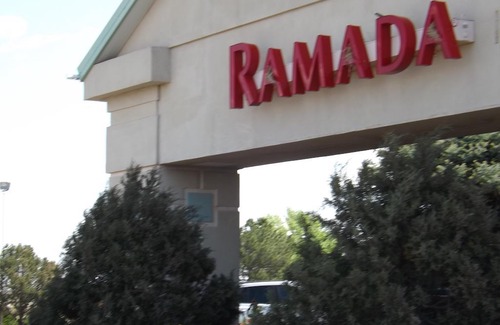 Sterling Hotel | Ramada by Wyndham Sterling