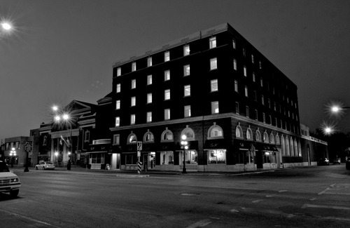 Moose Jaw Hotel | Grant Hall Hotel