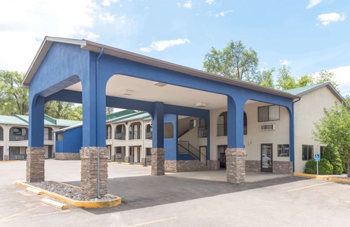 Ruidoso Downs Hotel | Days Inn by Wyndham Ruidoso Downs