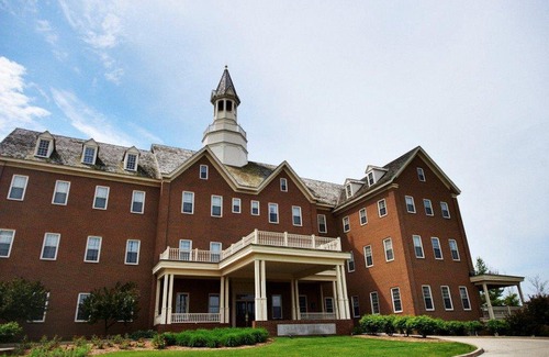 Delafield Hotel | The Delafield Hotel