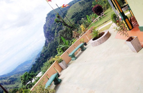 Ella Hotel | The View Ella