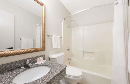 Duncan Hotel | Days Inn by Wyndham Duncan