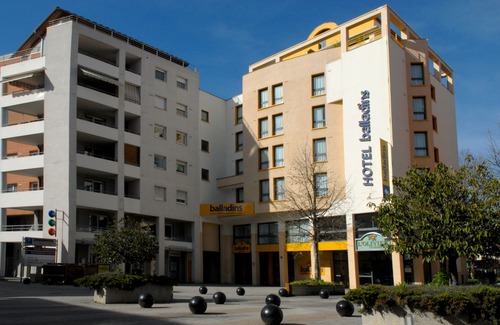 Cran-Gevrier Hotel | Ibis Annecy Cran Gevrier Hotel