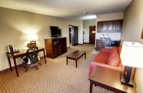 Minot Hotel | Clarion Hotel Convention Center