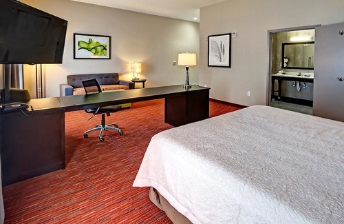 Ada Hotel | Hampton Inn and Suites Ada