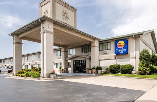 Ozark Hotel | Quality Inn Ozark
