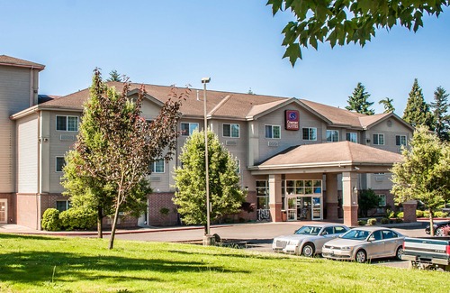 Oatfield Hotel | Comfort Suites Clackamas