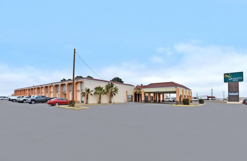 Pecos Hotel | Quality Inn Pecos
