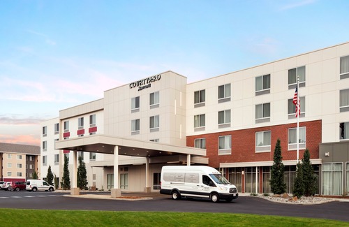 Pullman Hotel | Courtyard by Marriott Pullman