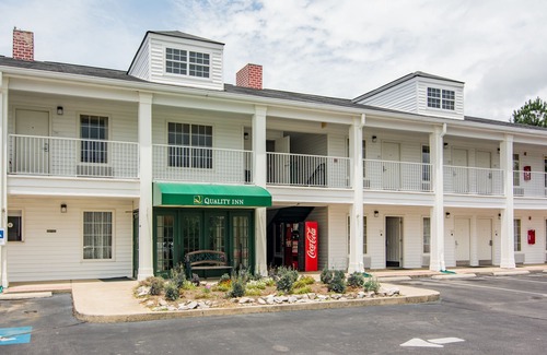 Jasper Hotel | Quality Inn Jasper Hwy 78