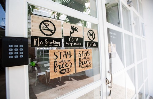 Sop Tui Hotel | Memmoth Hostel in Lampang