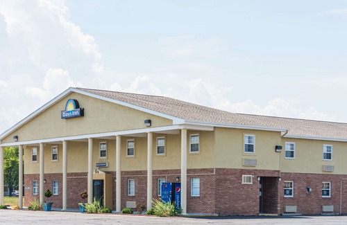 Amherst Hotel | Days Inn by Wyndham Amherst