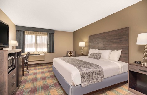 Baldwin Hotel | Baymont by Wyndham Baldwin