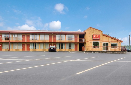 Marion Hotel | Econo Lodge Marion I-81