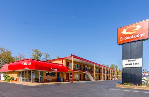 Bristol Hotel | Econo Lodge Near Motor Speedway