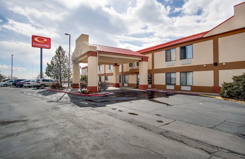 Pueblo Hotel | Econo Lodge Pueblo