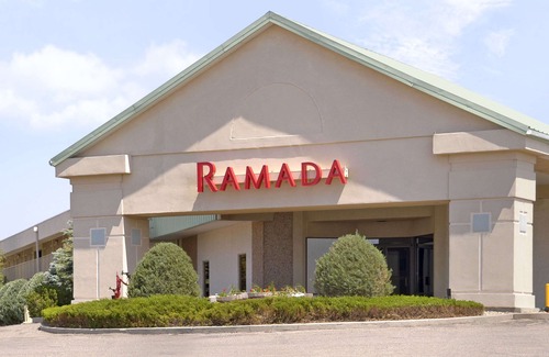 Sterling Hotel | Ramada by Wyndham Sterling