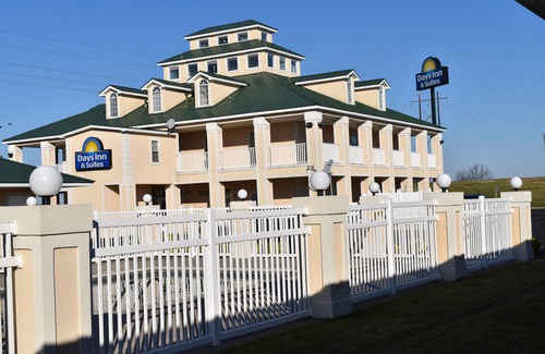 Trumann Hotel | Days Inn by Wyndham Trumann AR