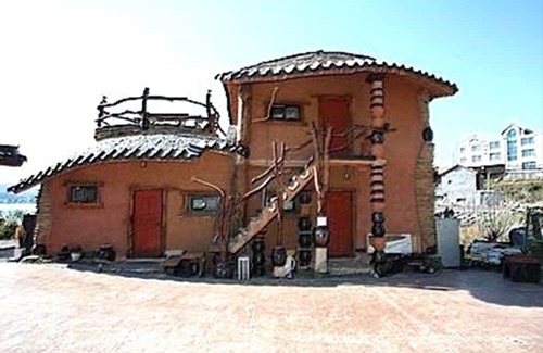 Yongnam-myeon Hotel | Tongyeong Gigasolsol Pension