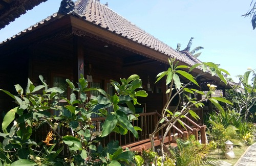 Mushroom Bay Hotel | Dinatah Lembongan Villas Bali