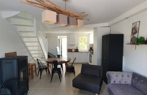 Sainte-Cecile-Plage House | 2 bedroom house 5 minutes from the sea and parking