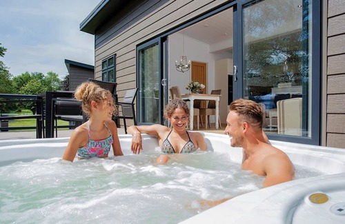 Market Rasen Cabin | 2 bedroom accommodation in Market Rasen