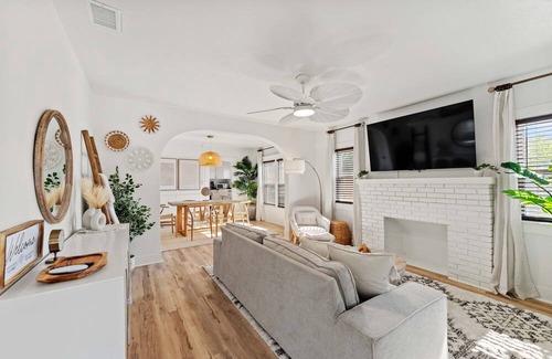 Holly Hill House | The Luxe Bohemian Coastal Haven