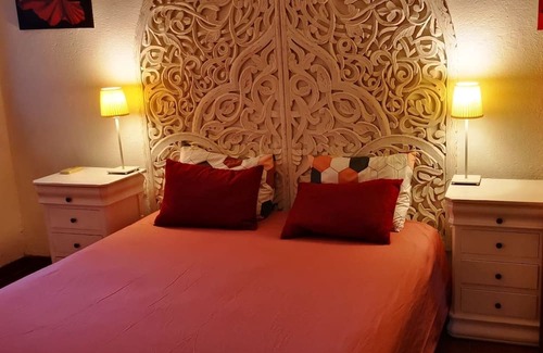 Guaro House | Vacation Home "Ana Maria" with Mountain View, Private Pool & Wi-Fi