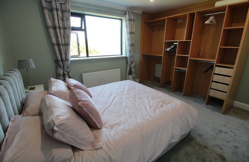 Inverin House | Mountain View House Inveran, Great location