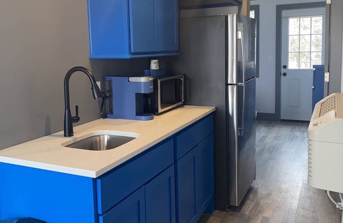 Hays Cabin | Single Story Suite - Cabin #9