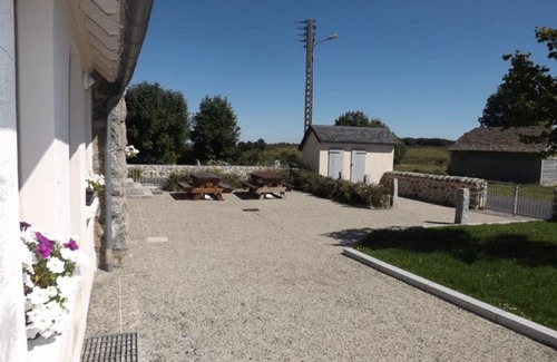 La Trinitat Cottage | Gite La Trinitat, 4 bedrooms, 12 persons
