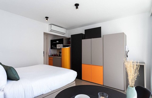 Vila Olimpia House | Studio for 2 next to Faria Lima & Ibirapuera Park
