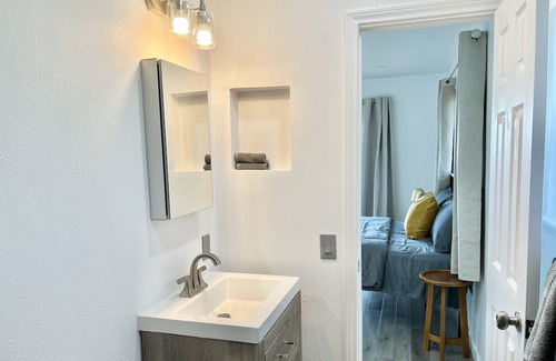 Thousand Oaks Condo | Mountain View Home 4B3B Unit Private Entrance