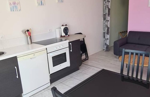 Theix-Noyalo House | Homerez - Property 9 km away from the beach for 2 ppl. with shared pool at Theix