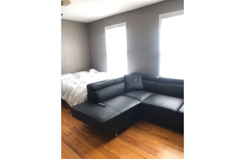 Easthampton House | In Style With a hot tub and Pool Table