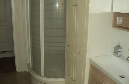 Villedoux Apartment | Homestay in a condominium