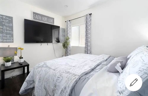 Oakland House | A Place to called Home