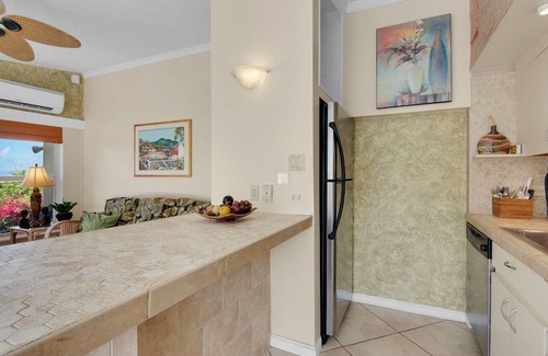 Red Hook Resort | Private Pool villa. Walk to Sapphire Beach