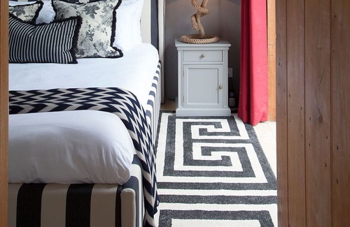 Winson Cottage | Idyllic Cotswolds Cottage in Secluded Riverside Setting in unspoilt Winson