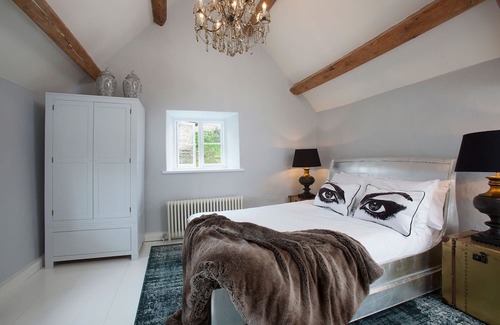 Winson Cottage | Idyllic Cotswolds Cottage in Secluded Riverside Setting in unspoilt Winson