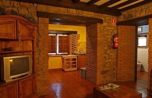 Los Tojos Cottage | Colsa apartments for 5 people